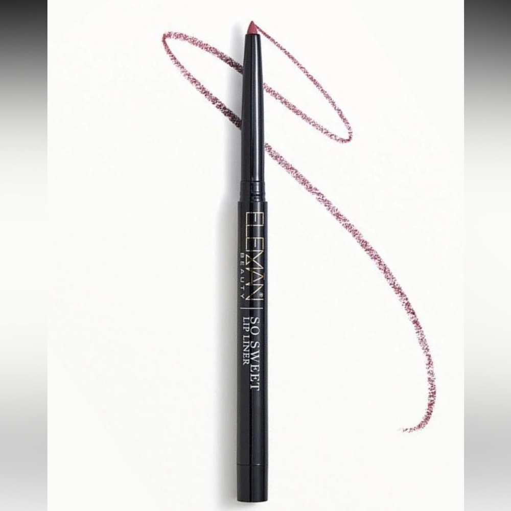 **FREE with any purchase : So Sweet Lip Liner